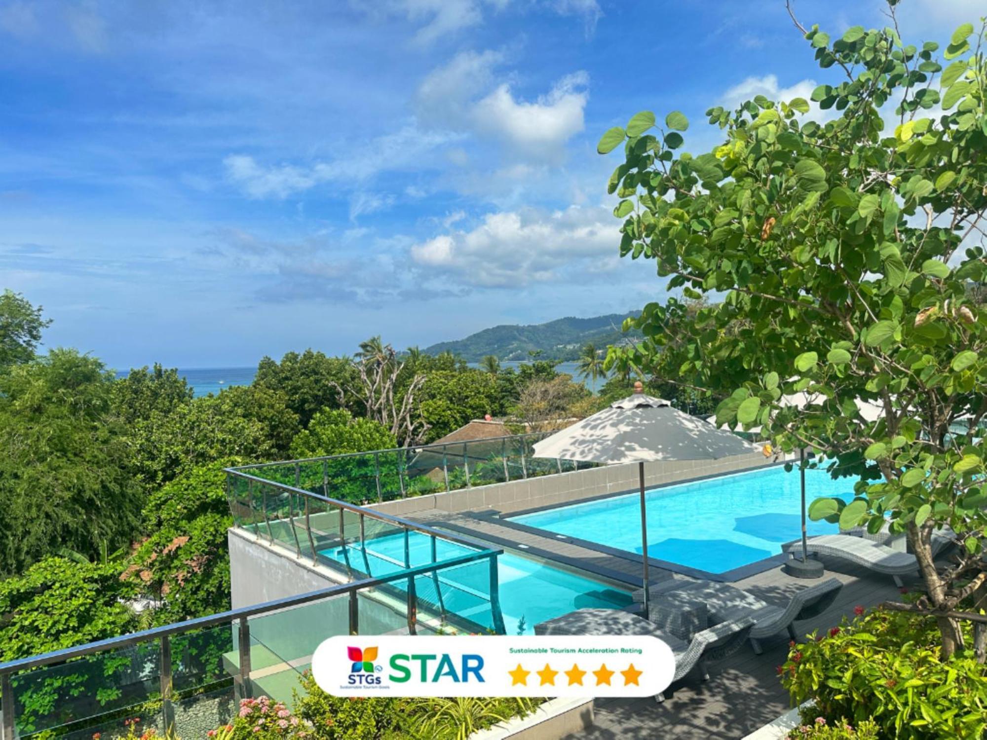Clarian Hotel Beach Patong Ngoại thất bức ảnh
