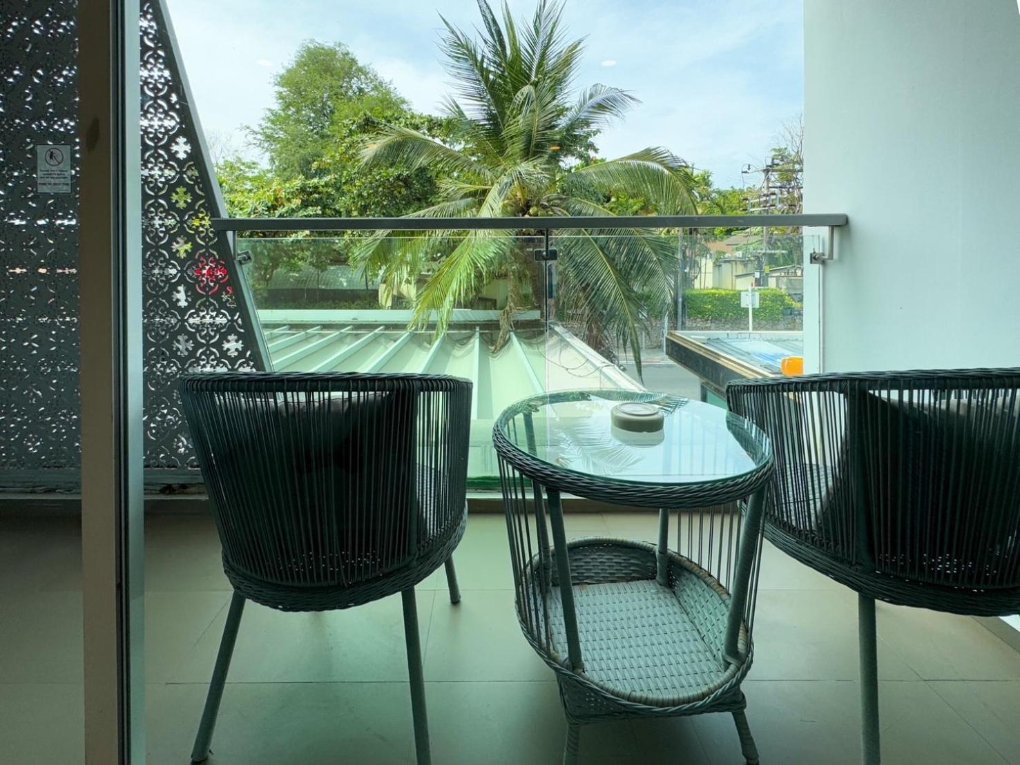 Clarian Hotel Beach Patong Ngoại thất bức ảnh